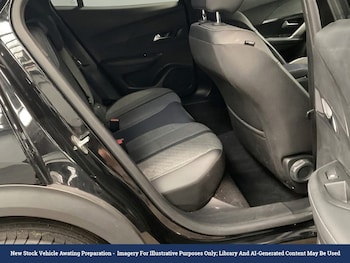 Used Peugeot 2008 2024 for sale - 79500053: Photo