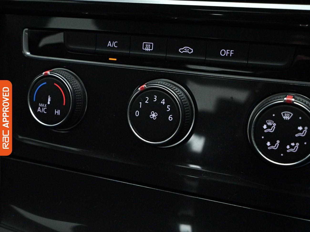 Used Volkswagen Golf 2018 for sale - 77951789: Photo 18