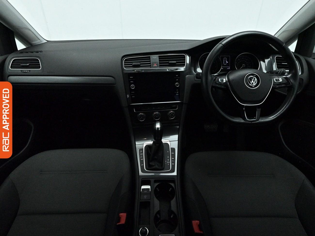 Used Volkswagen Golf 2018 for sale - 77951789: Photo 2