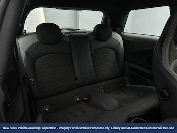 Used MINI Hatch 2021 for sale - 76980155: Photo