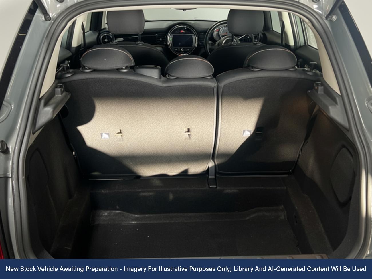 Used MINI Hatch 2021 for sale - 76480960: Photo 6