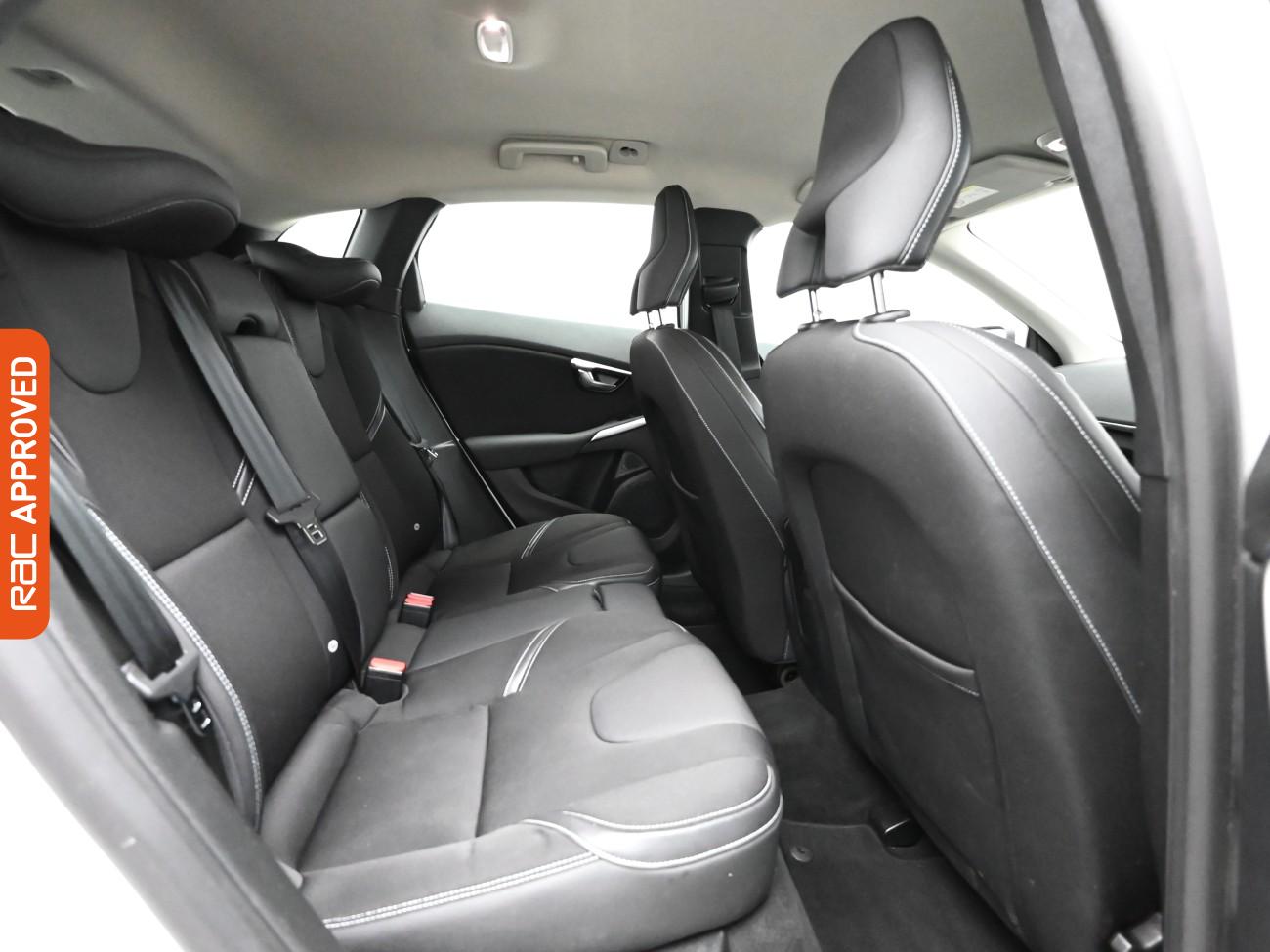 Used Volvo V40 2018 for sale - 76392009: Photo 13