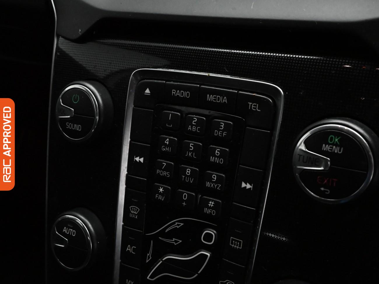 Used Volvo V40 2018 for sale - 76392009: Photo 14