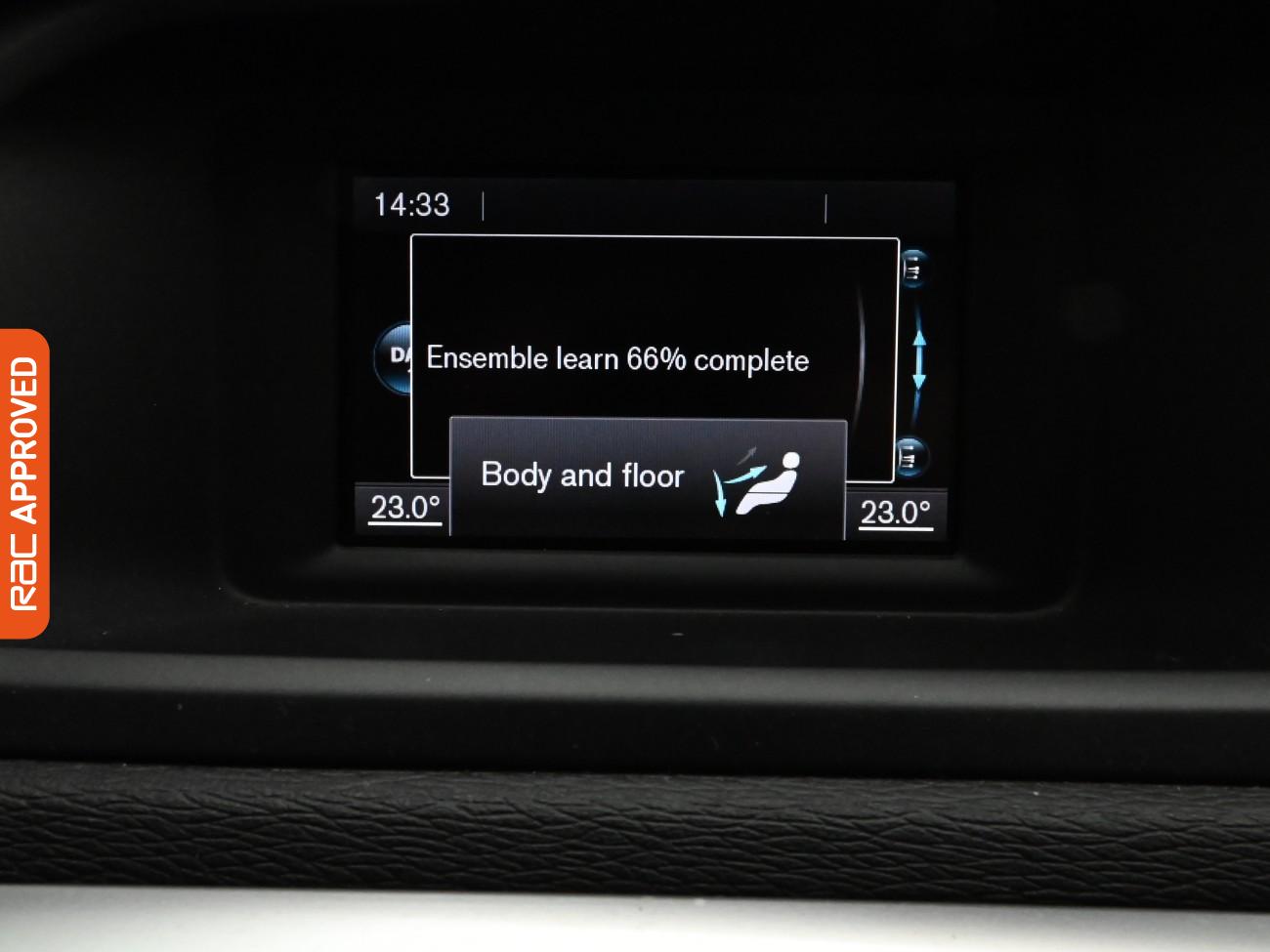 Used Volvo V40 2018 for sale - 76392009: Photo 18