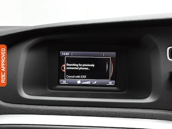 Used Volvo V40 2018 for sale - 76392009: Photo