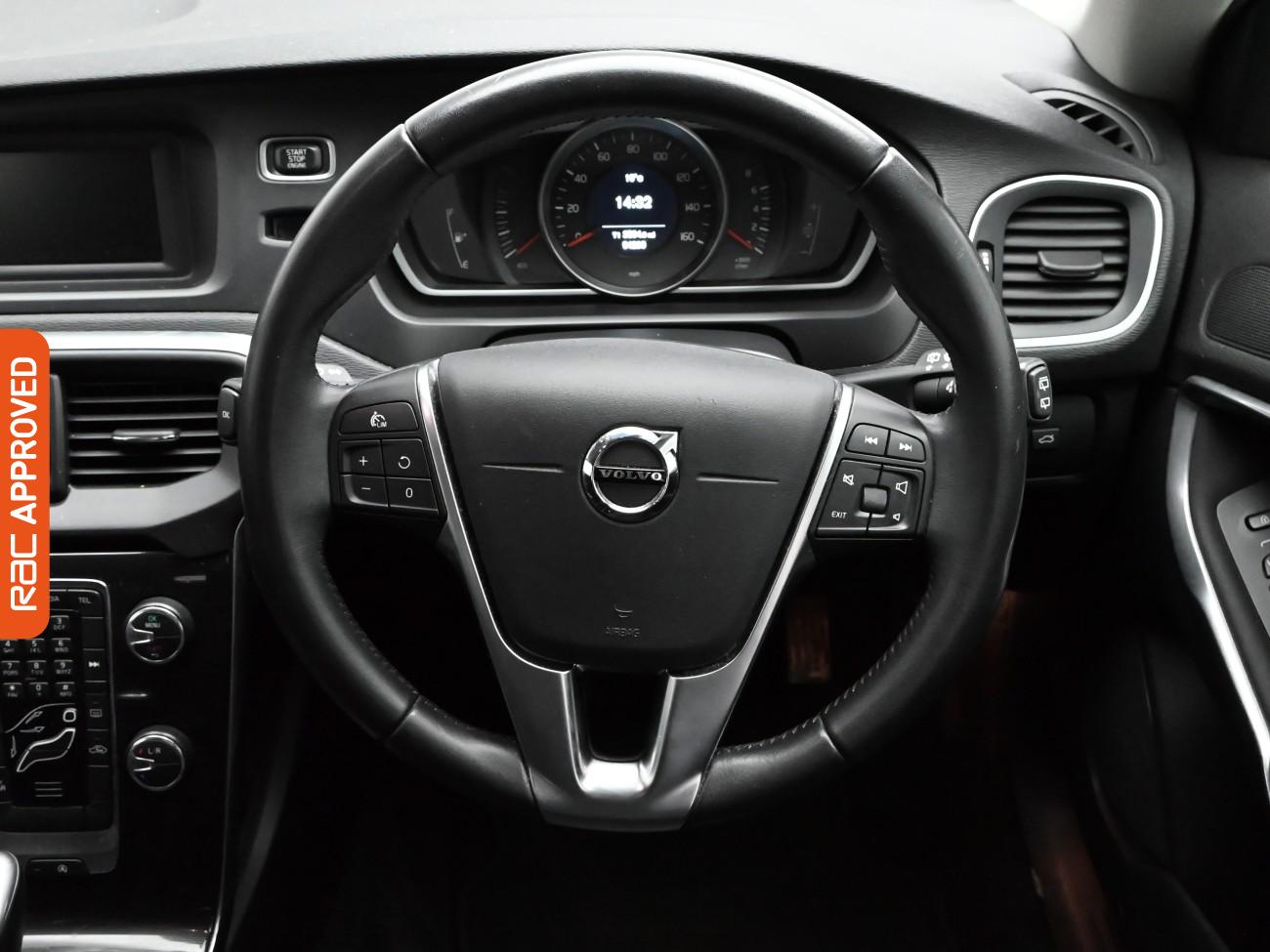 Used Volvo V40 2018 for sale - 76392009: Photo 9