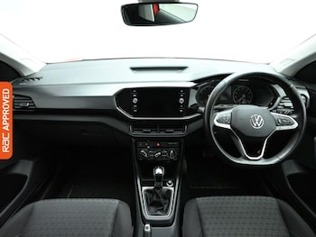 Used Volkswagen T-Cross 2021 for sale - 77928899: Photo
