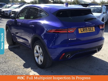 Used Jaguar E-Pace 2019 for sale - 76088326: Photo 2
