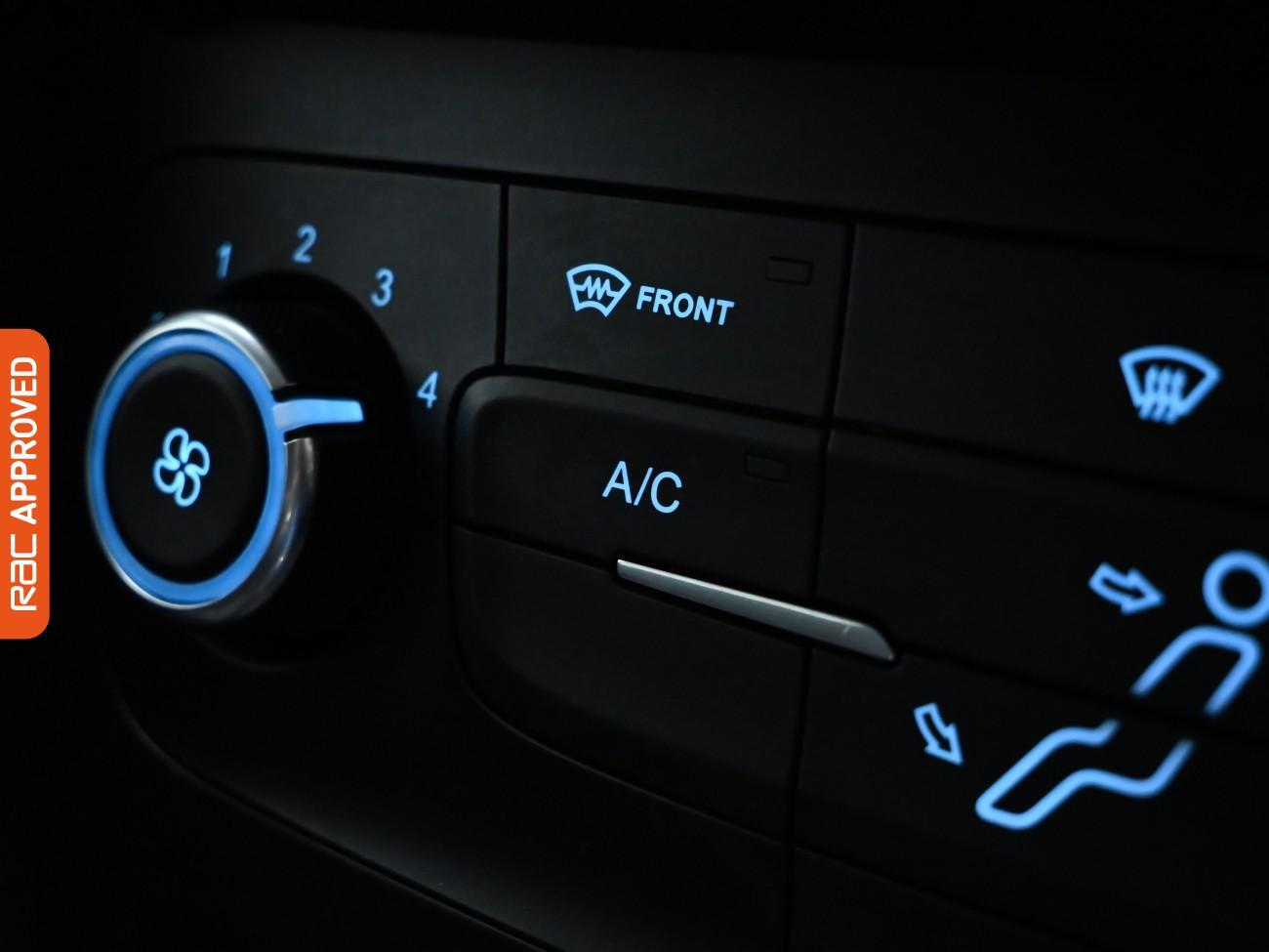 Used Ford Focus 2015 for sale - 76353172: Photo 15