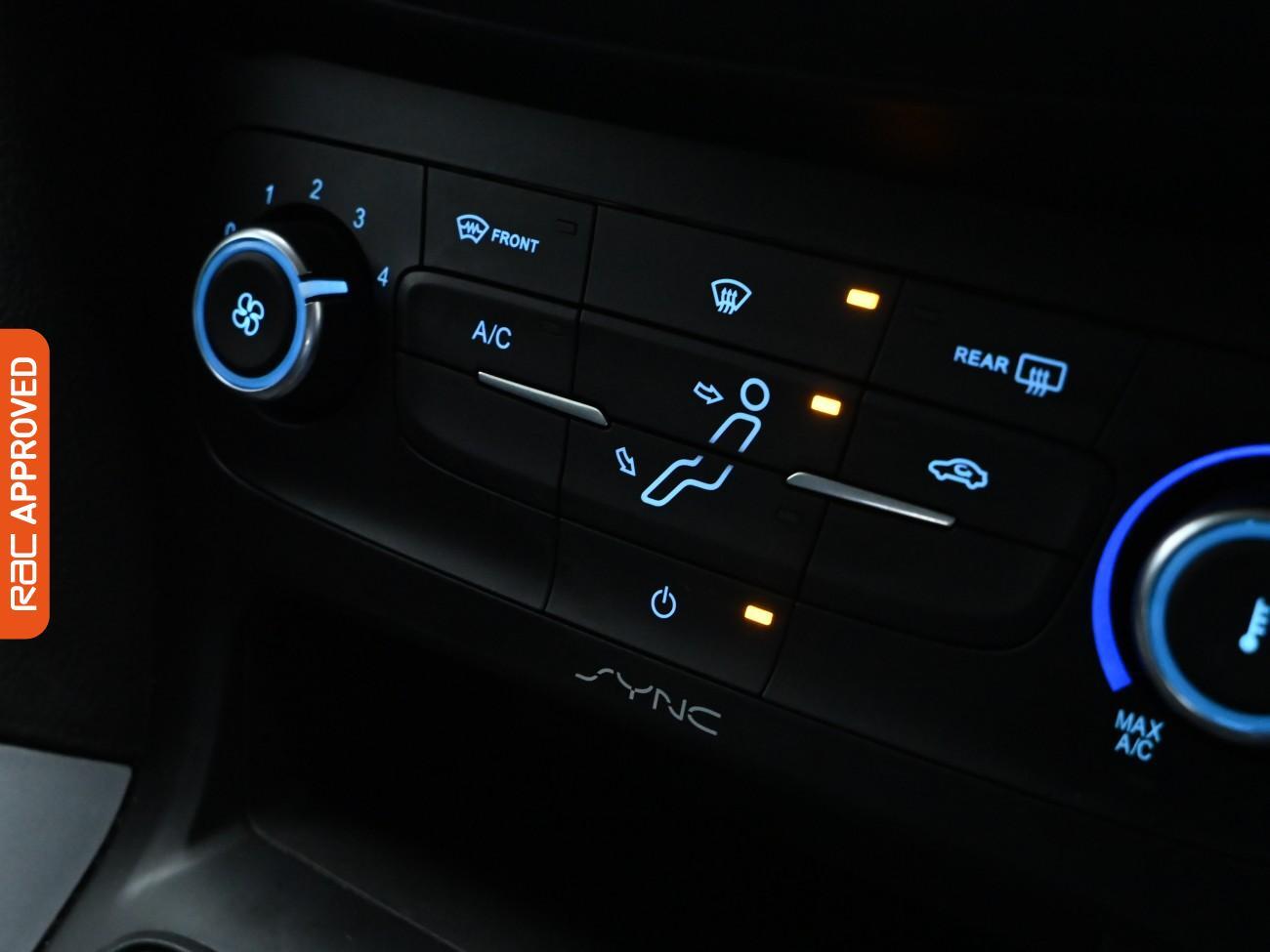 Used Ford Focus 2015 for sale - 76353172: Photo 16