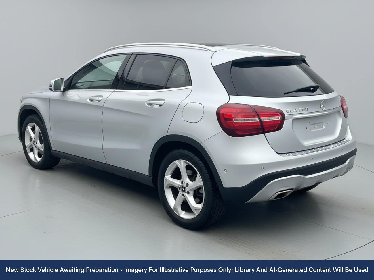 Used Mercedes-Benz GLA 2019 for sale - 76429193: Photo 2
