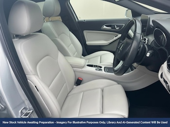 Used Mercedes-Benz GLA 2019 for sale - 76429193: Photo