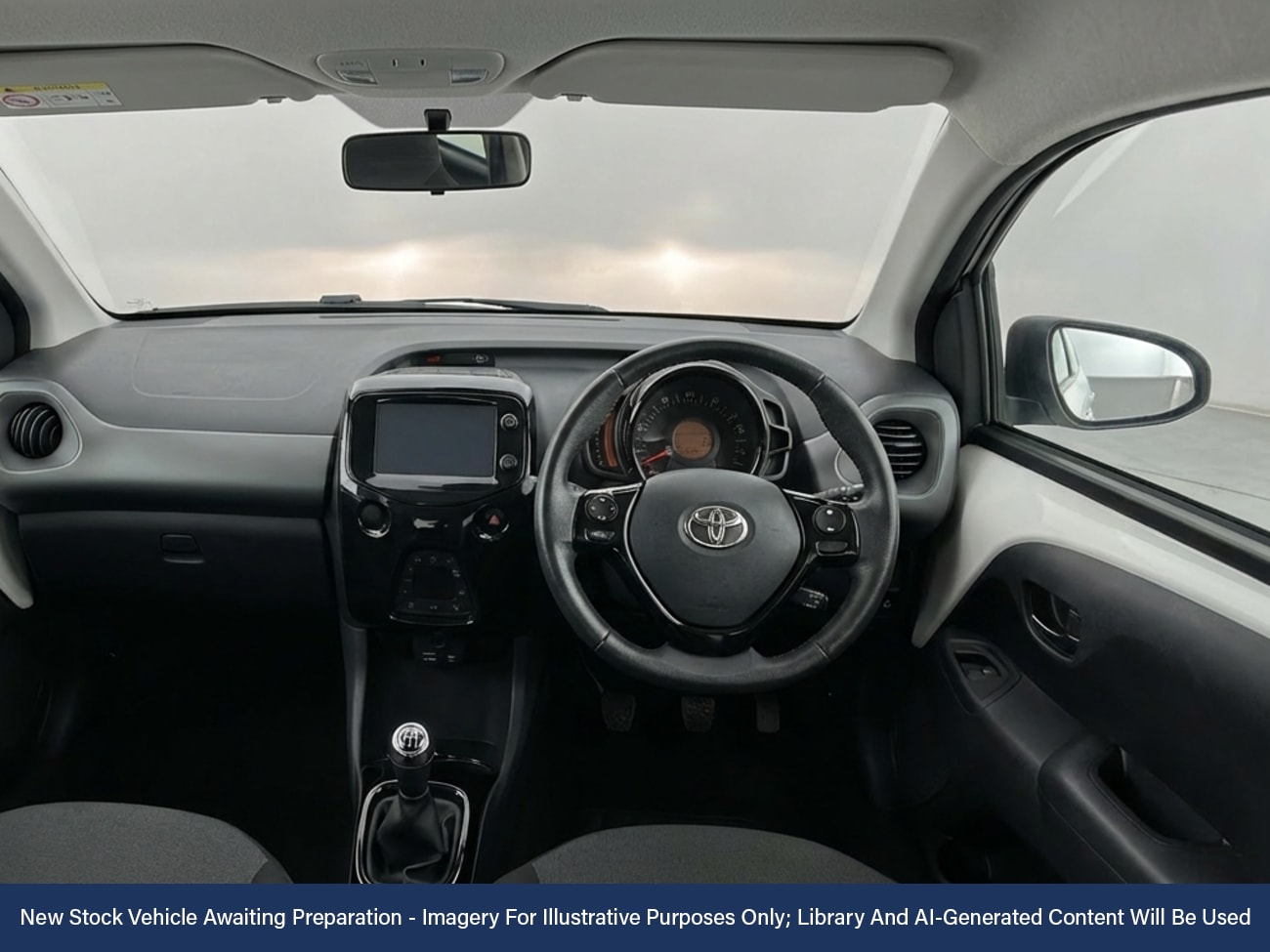 Used Toyota AYGO 2017 for sale - 77963337: Photo 3