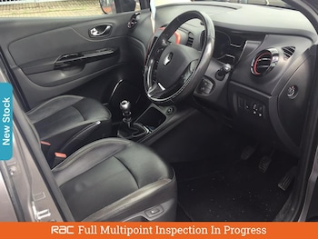 Used Renault Captur 2015 for sale - 75970415: Photo