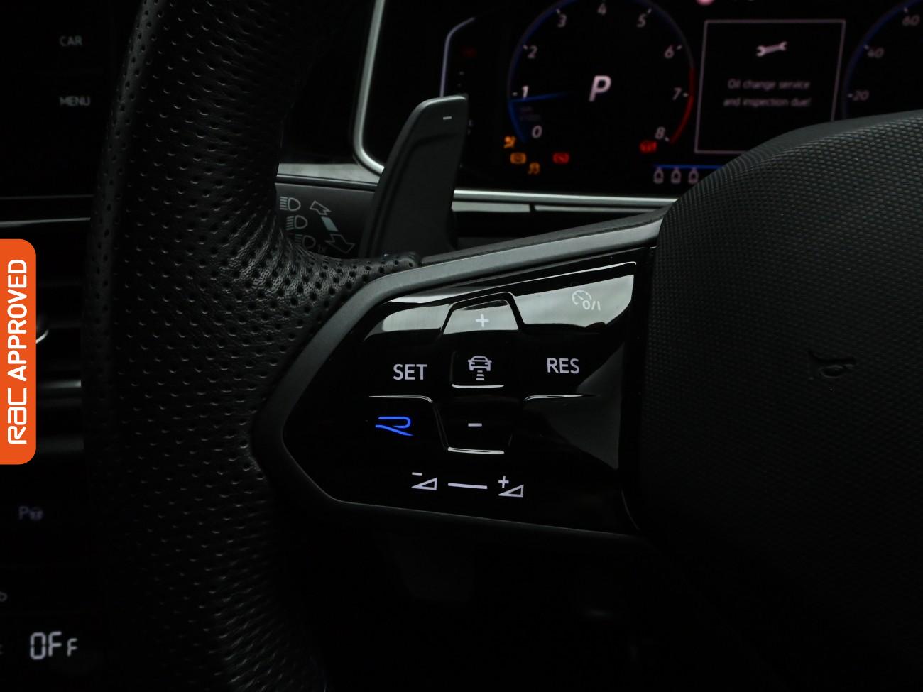 Used Volkswagen T-Roc 2023 for sale - 77262525: Photo 25