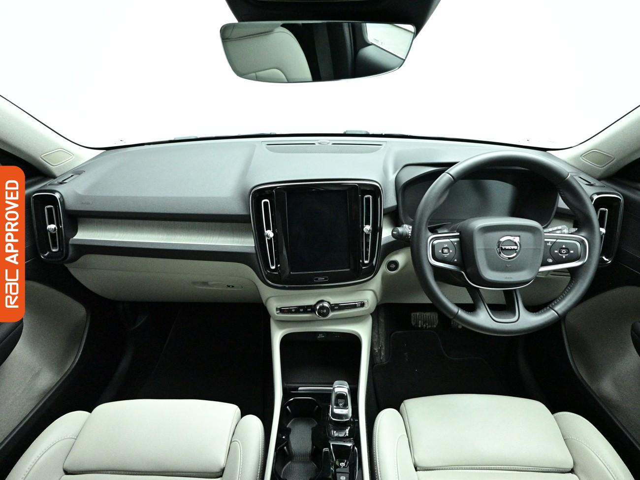 Used Volvo XC40 2020 for sale - 78224379: Photo 2