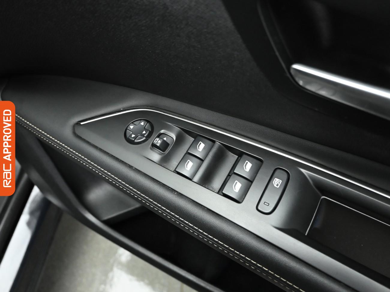 Used Peugeot 3008 2019 for sale - 77666473: Photo 24