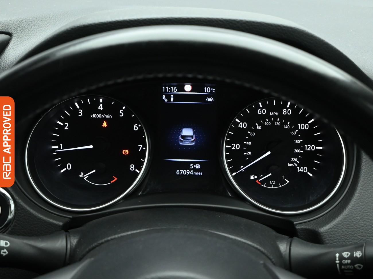 Used Nissan Qashqai 2017 for sale - 76890208: Photo 11