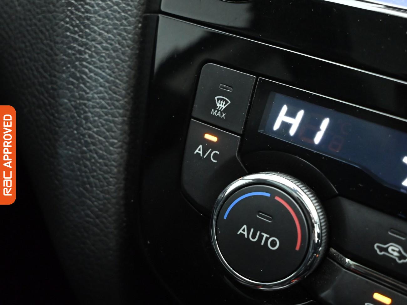 Used Nissan Qashqai 2017 for sale - 76890208: Photo 17