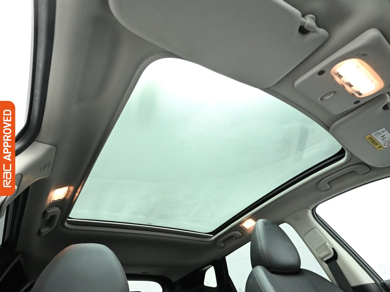 Used Nissan Qashqai 2017 for sale - 76890208: Photo 3