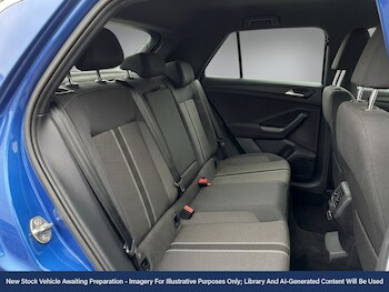 Used Volkswagen T-Roc 2021 for sale - 77589498: Photo