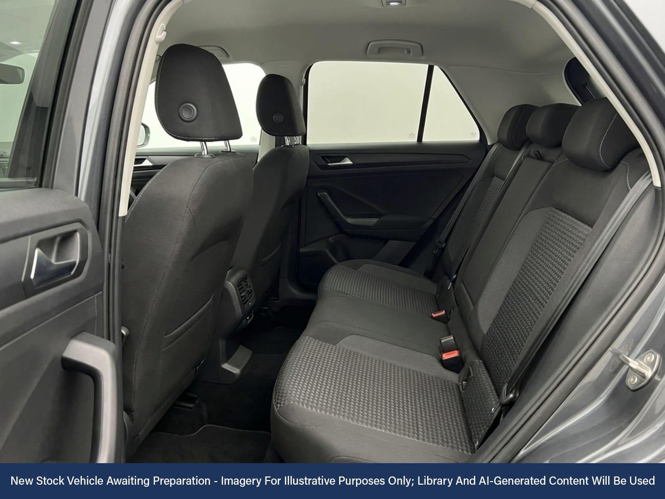 Used Volkswagen T-Roc 2021 for sale - 77037460: Photo 4