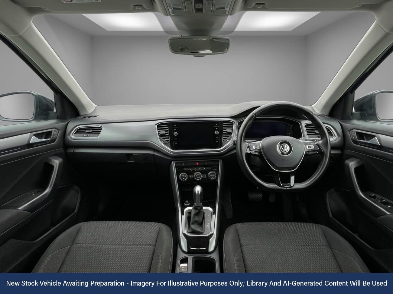 Used Volkswagen T-Roc 2021 for sale - 77037460: Photo 6