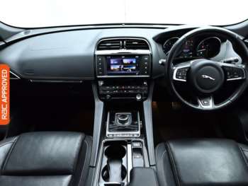Used Jaguar F-Pace 2017 for sale - 75117464: Photo