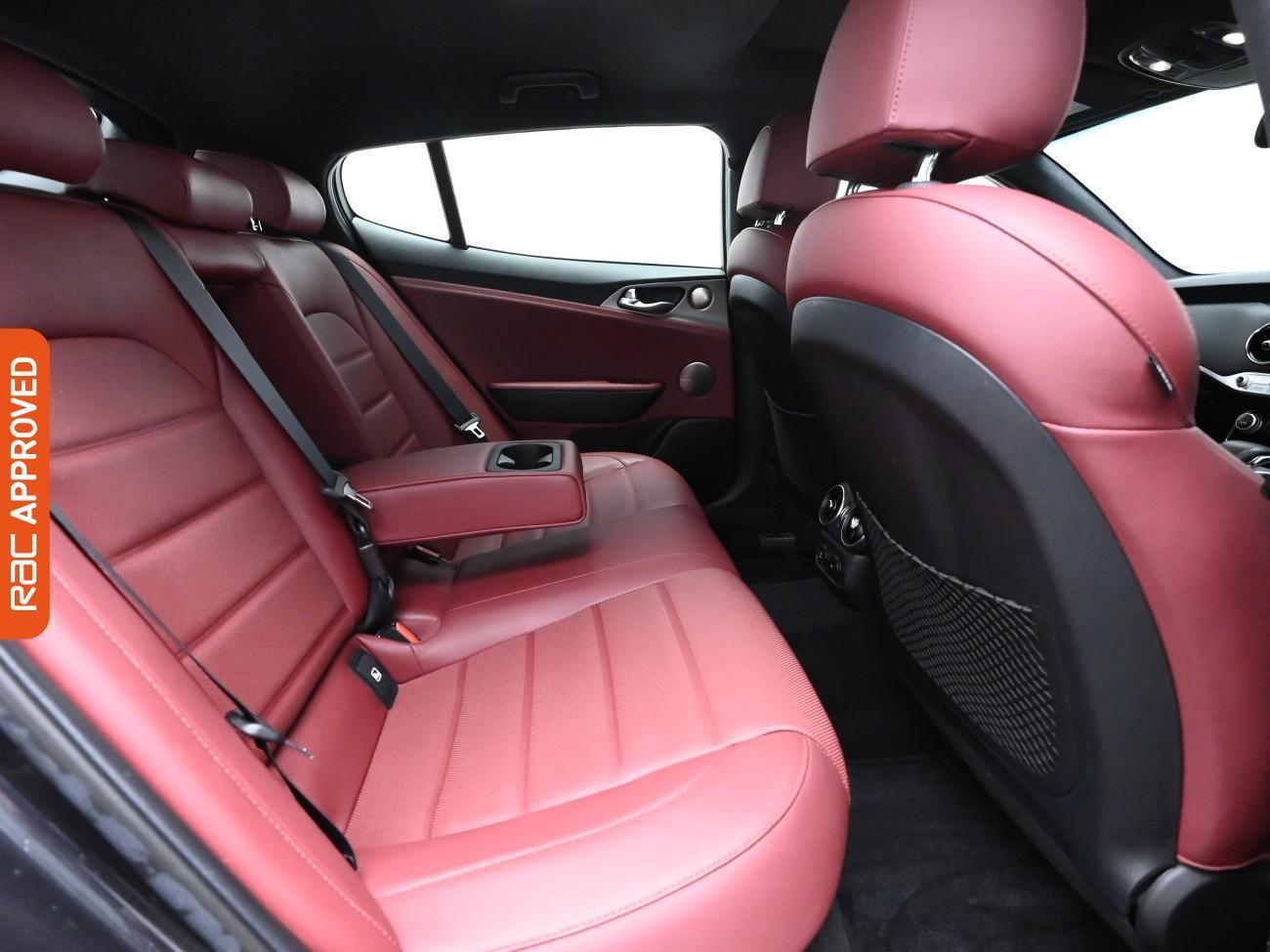 Used Kia Stinger 2018 for sale - 77117824: Photo 13