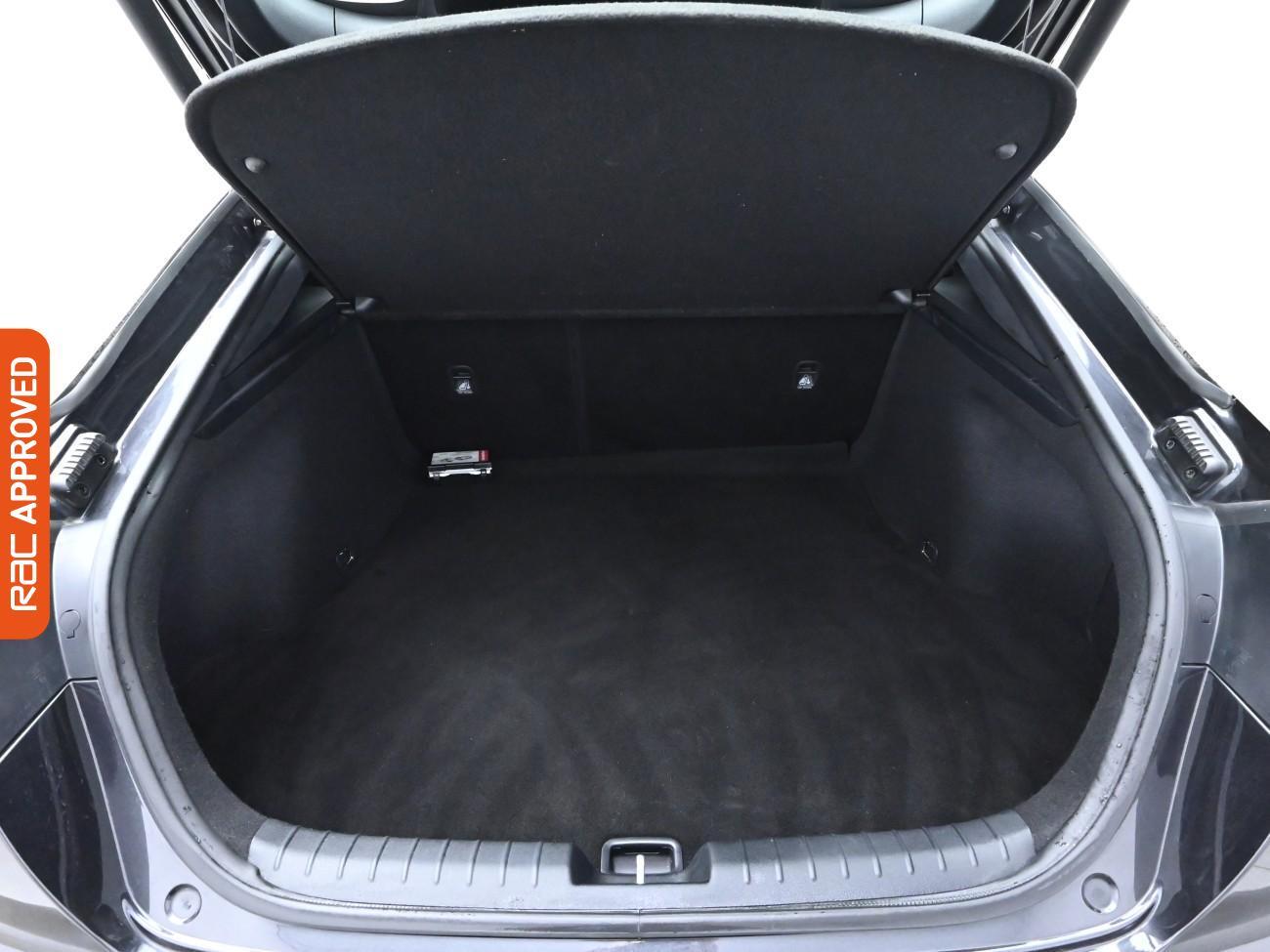 Used Kia Stinger 2018 for sale - 77117824: Photo 26