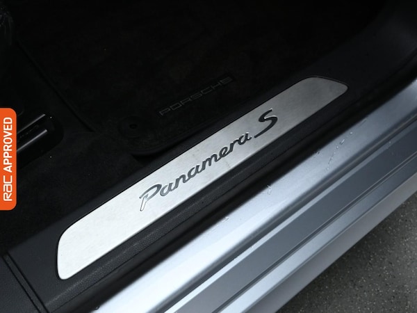 Used Porsche Panamera 2013 for sale - 76142207: Photo 21
