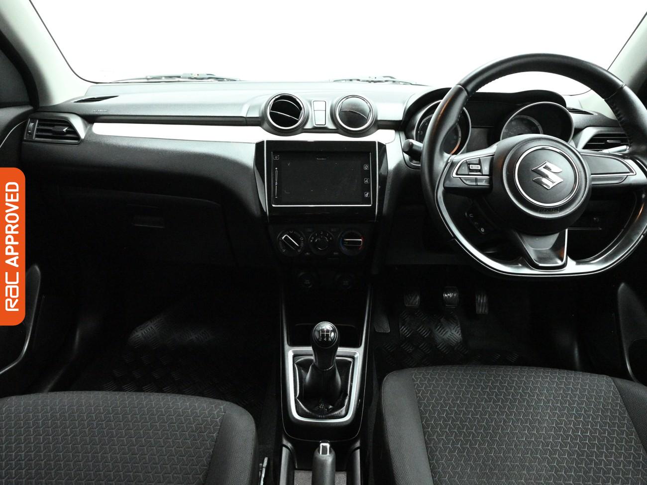 Used Suzuki Swift 2017 for sale - 77812581: Photo 2