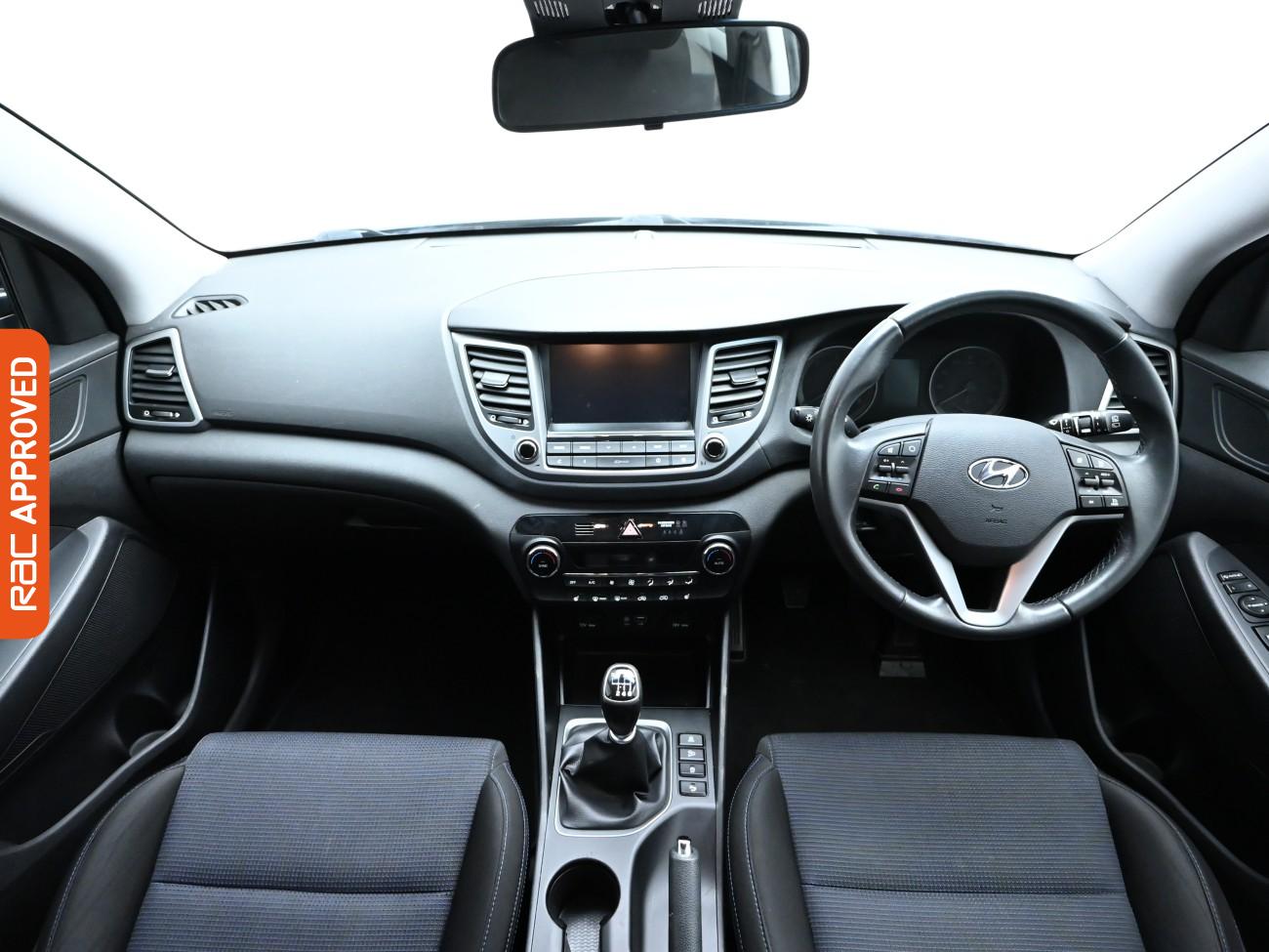 Used Hyundai TUCSON 2017 for sale - 76469209: Photo 2