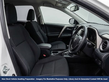 Used Toyota RAV4 2017 for sale - 78521734: Photo