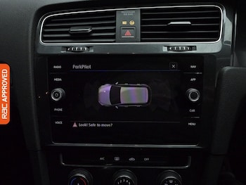 Used Volkswagen Golf 2017 for sale - 78266565: Photo