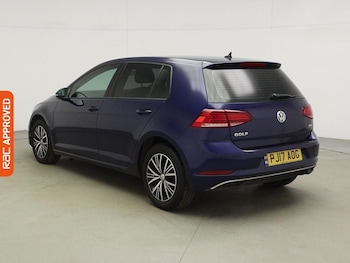 Used Volkswagen Golf 2017 for sale - 78266565: Photo