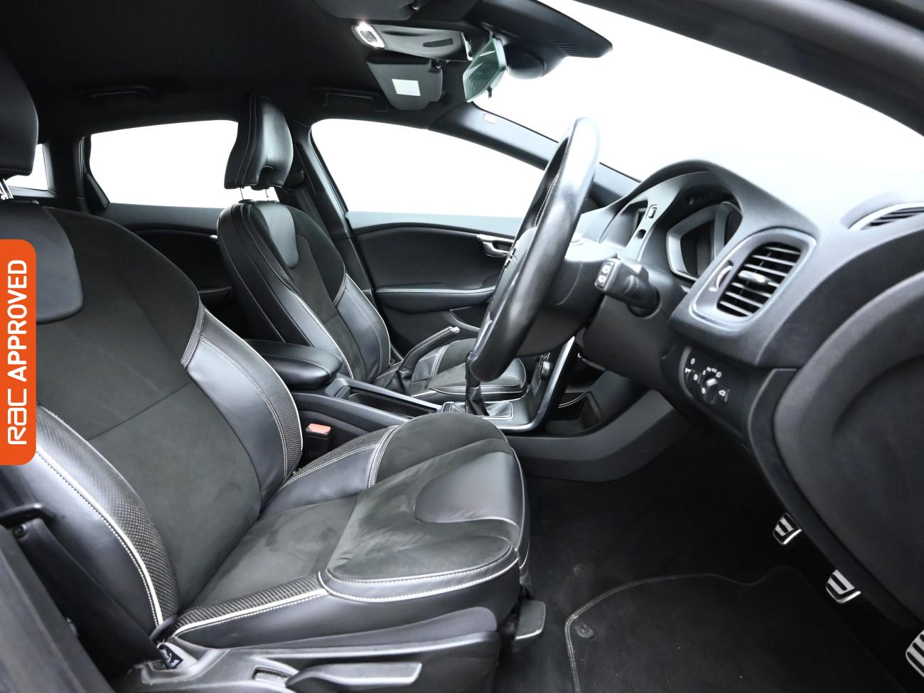 Used Volvo V40 2017 for sale - 76035251: Photo 12