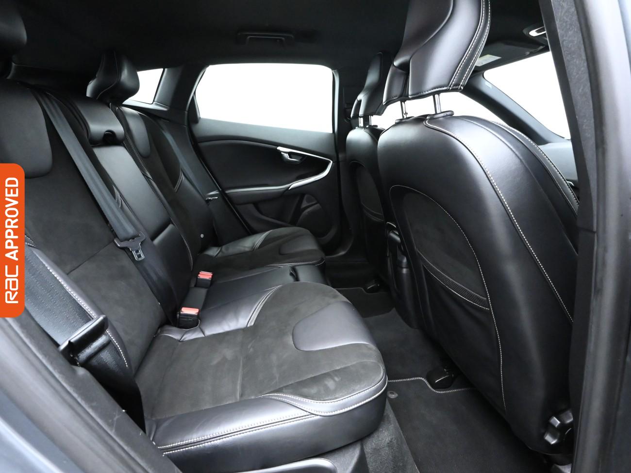 Used Volvo V40 2017 for sale - 76035251: Photo 13