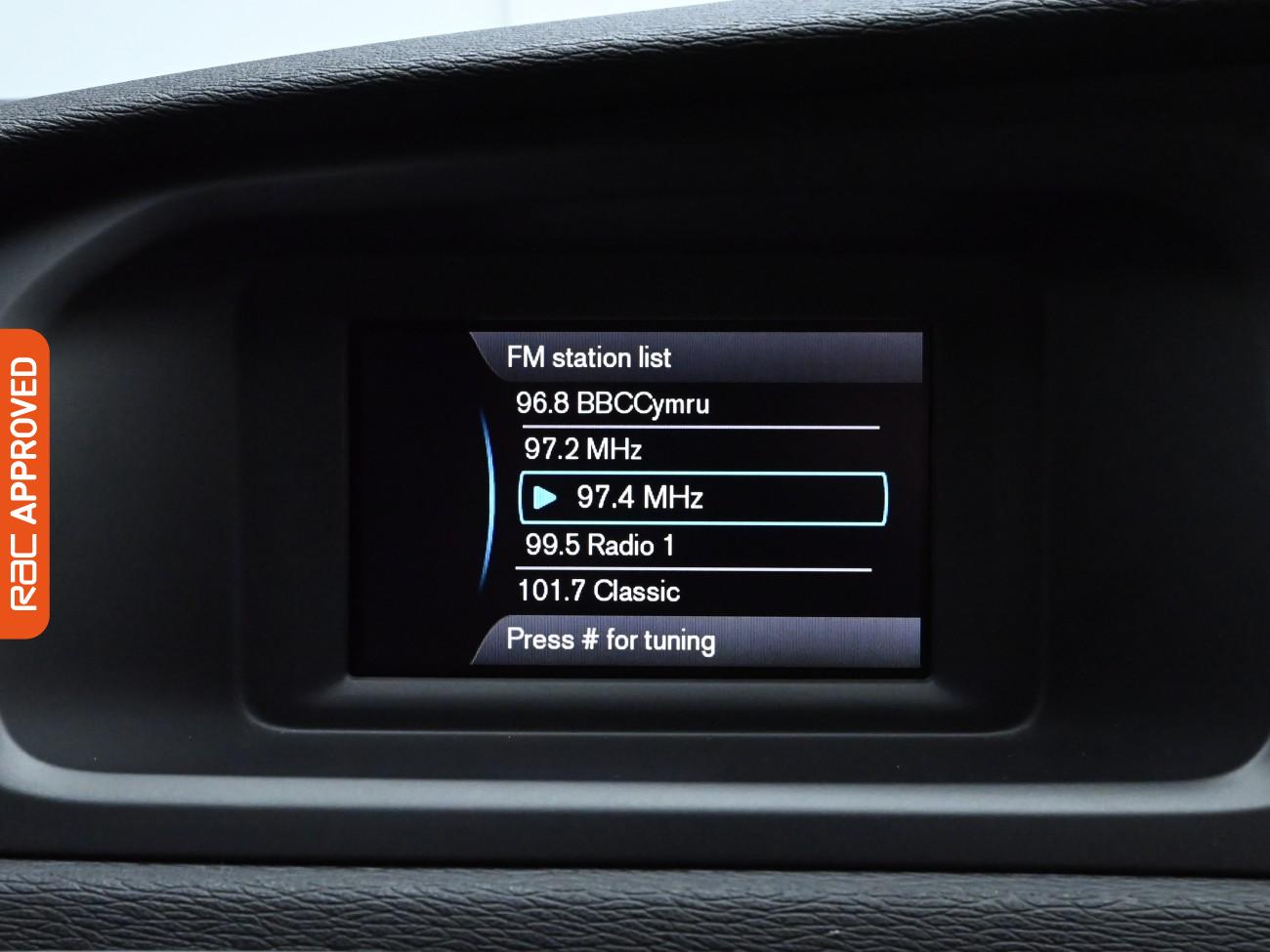 Used Volvo V40 2017 for sale - 76035251: Photo 14