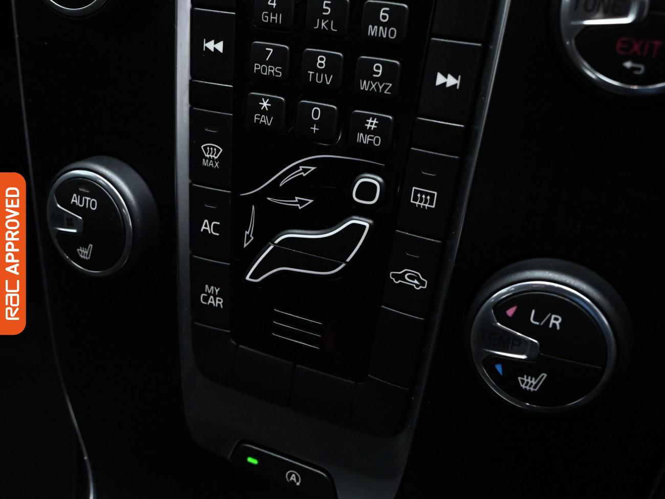 Used Volvo V40 2017 for sale - 76035251: Photo 18