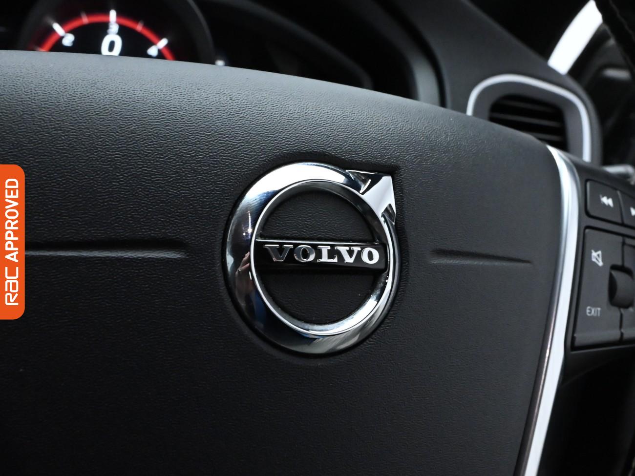 Used Volvo V40 2017 for sale - 76035251: Photo 22