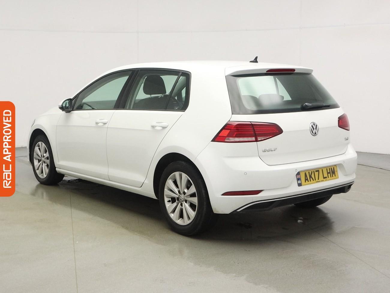 Used Volkswagen Golf 2017 for sale - 77996510: Photo 4