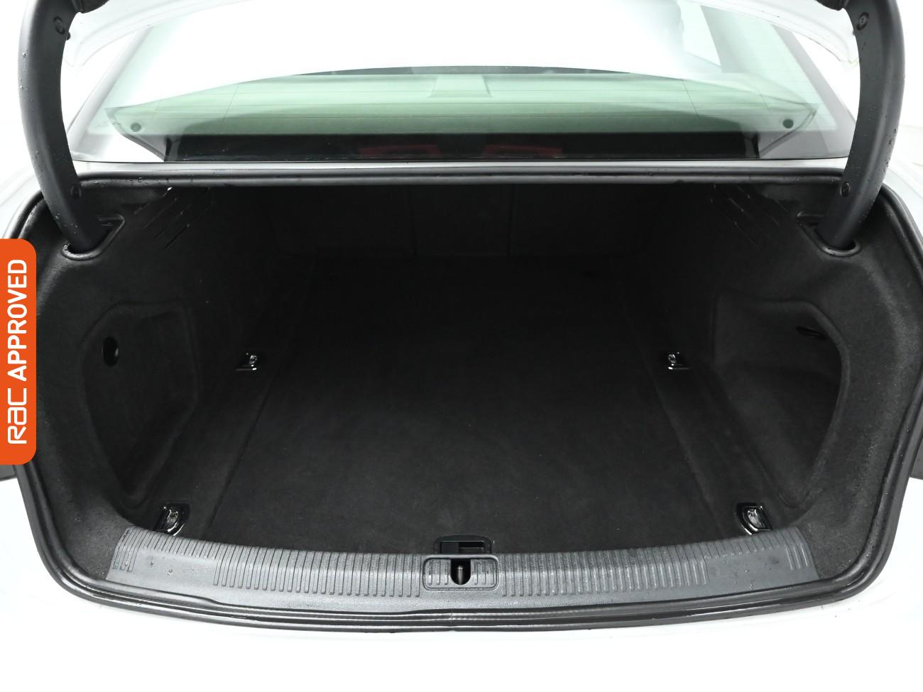 Used Audi A4 2017 for sale - 76663235: Photo 13