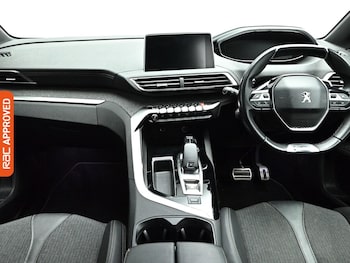 Used Peugeot 5008 2019 for sale - 79059800: Photo
