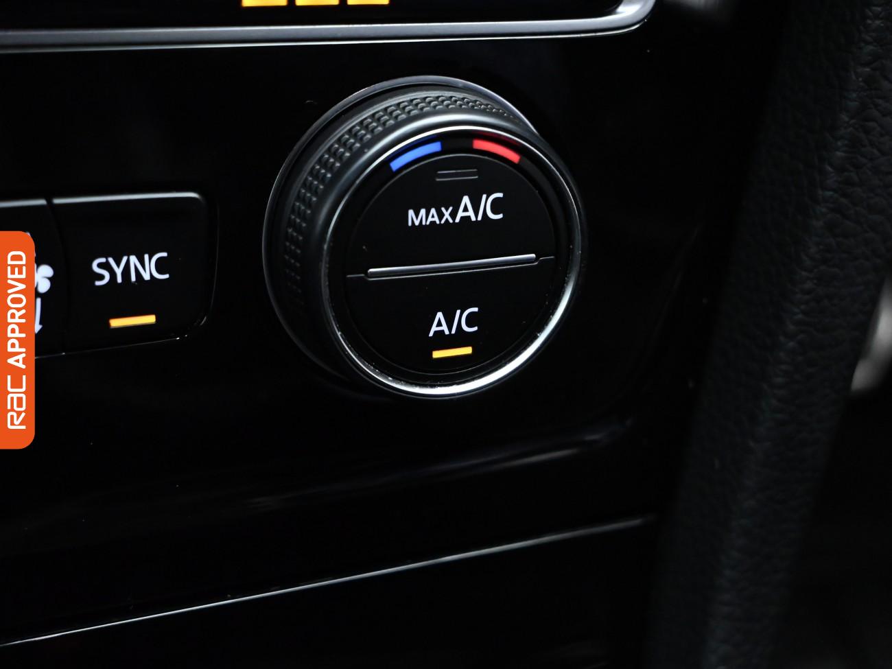 Used Volkswagen Golf 2018 for sale - 78001845: Photo 20