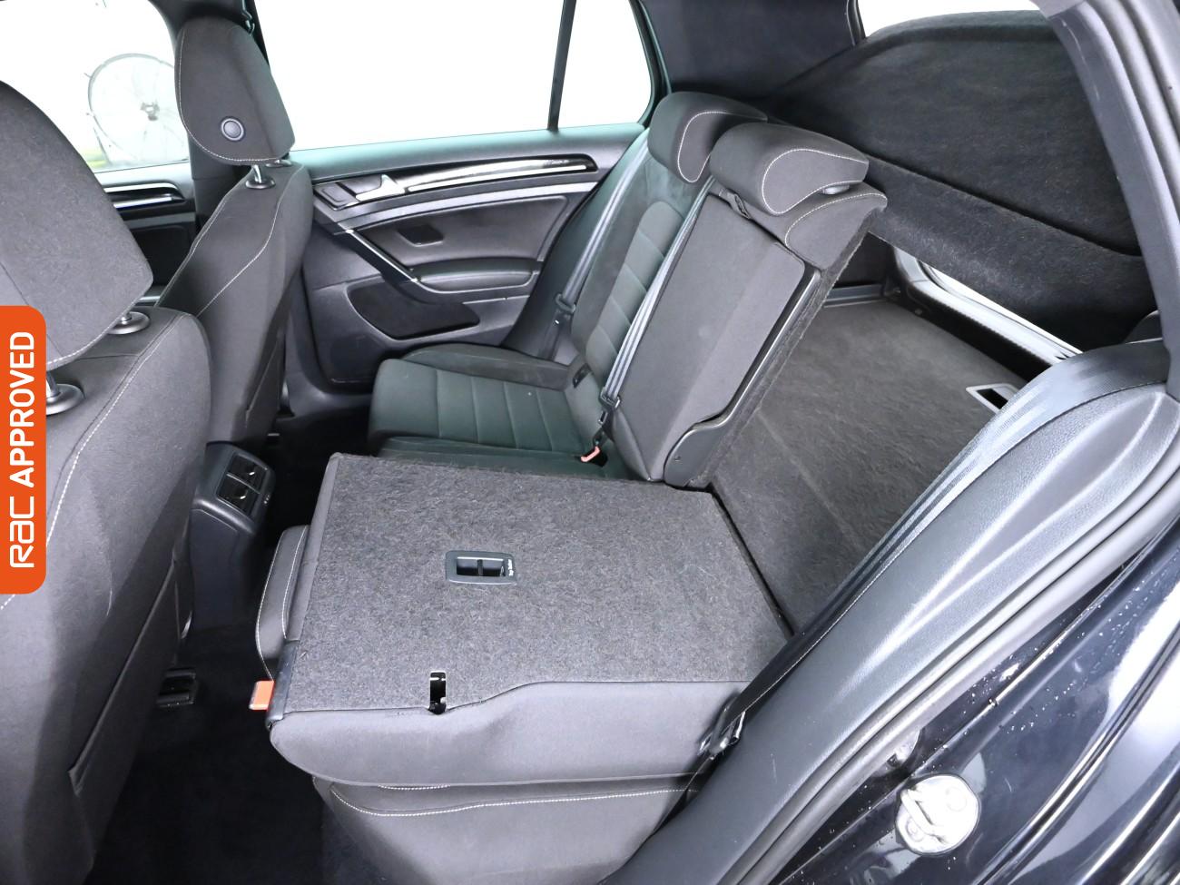 Used Volkswagen Golf 2018 for sale - 78001845: Photo 28