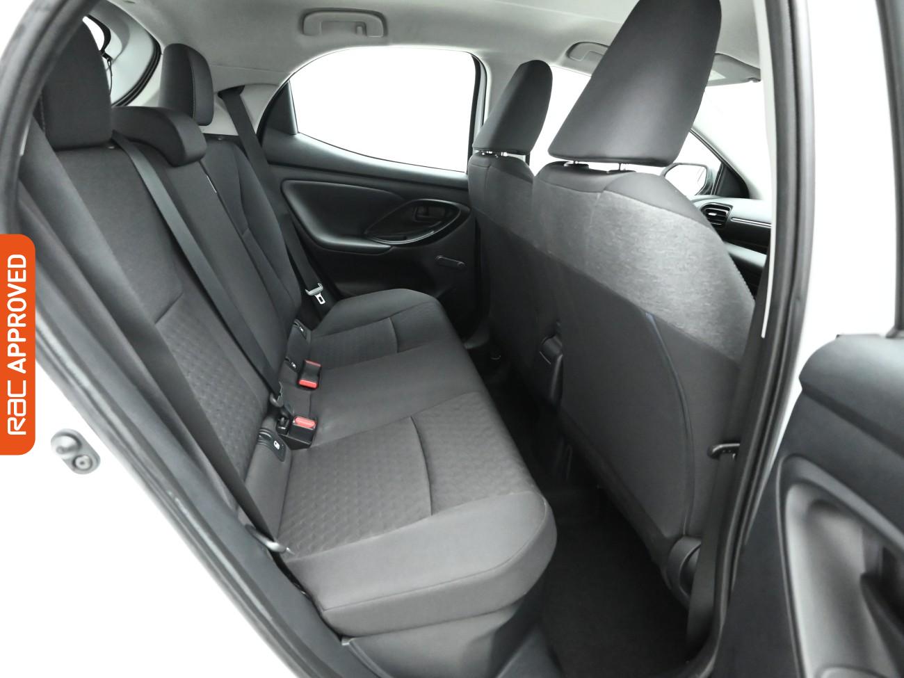 Used Toyota Yaris 2021 for sale - 77654297: Photo 13