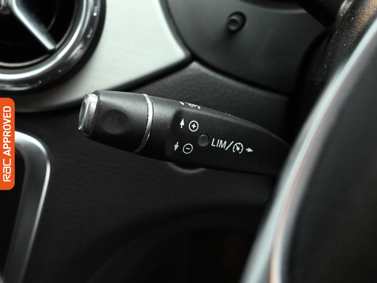 Used Mercedes-Benz GLA 2016 for sale - 76739569: Photo 21