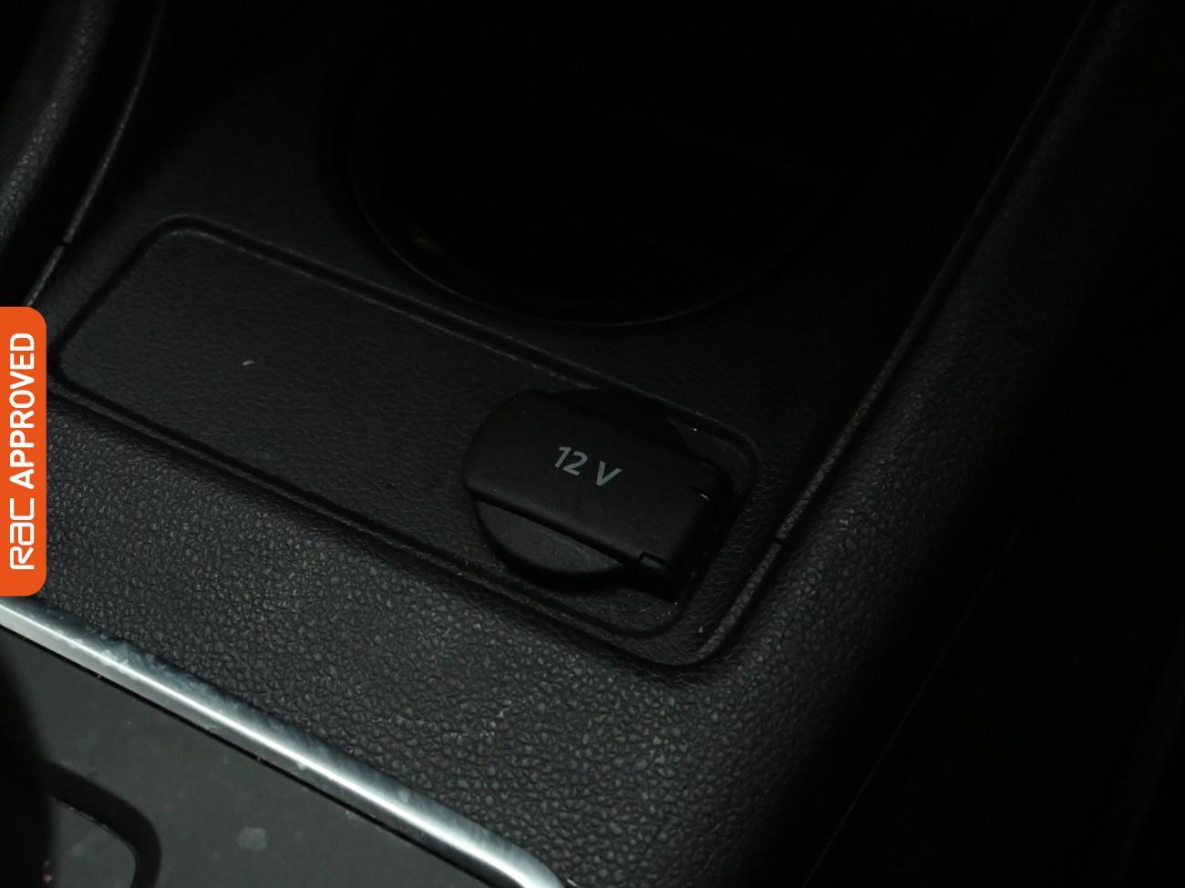 Used Volkswagen up! 2014 for sale - 76955430: Photo 18