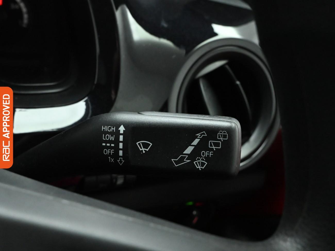 Used Volkswagen up! 2014 for sale - 76955430: Photo 23